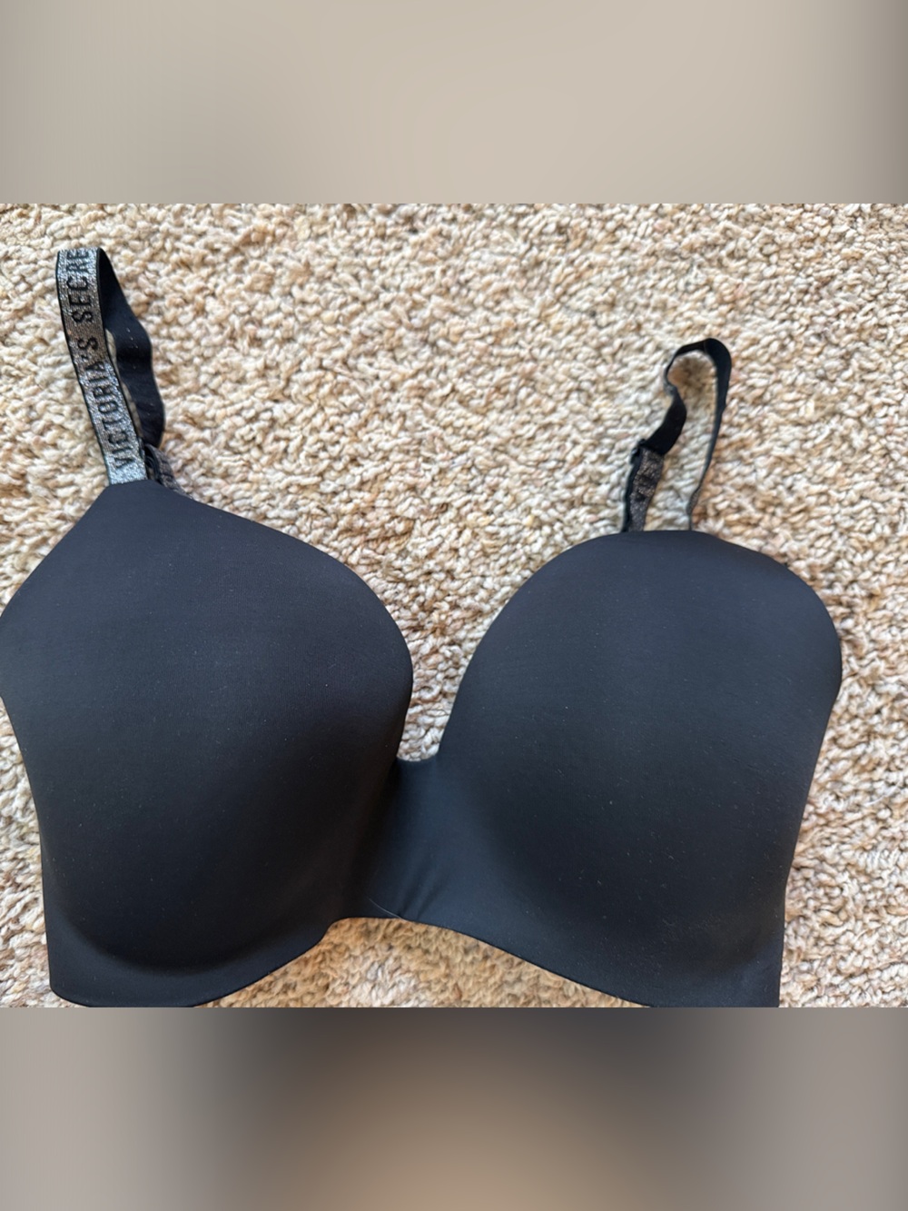 Victoria's Secret Black Molded T-Shirt Bra 32DDD